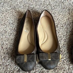 Michael Kors flats brown and gold size 7